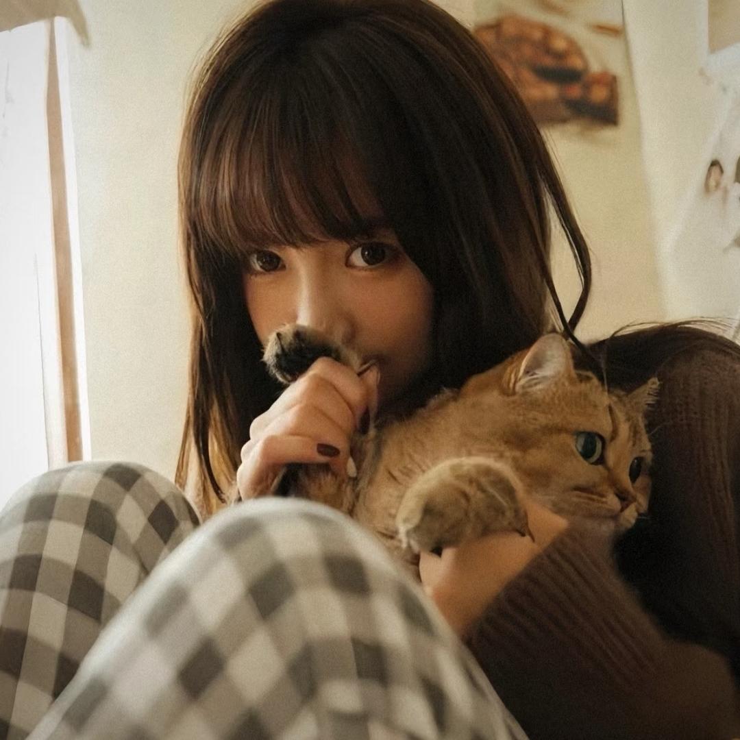 咋^