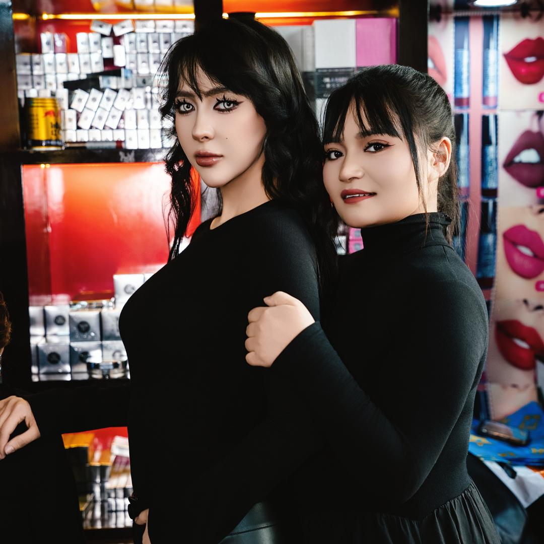 穆海的秘书阿依  叶城县三只蚂蚁总店店长