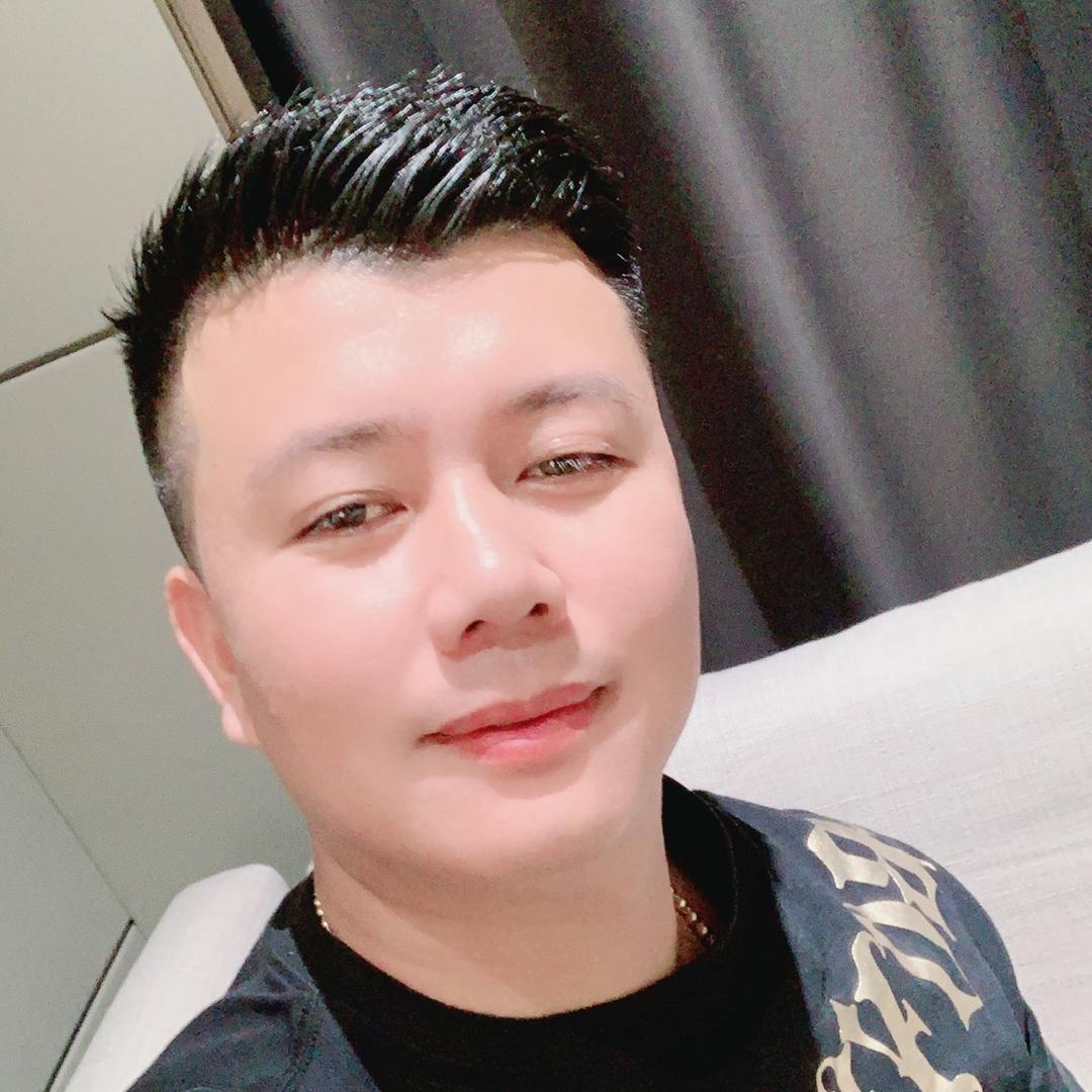 广东人在云南做租车欢哥