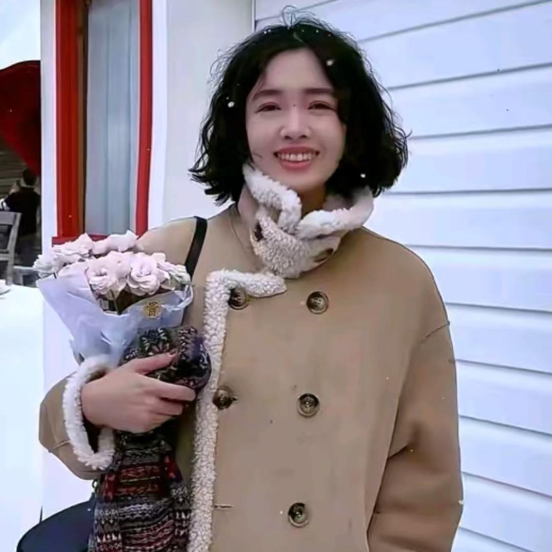 阿卢是卢漂亮(精致穿搭)