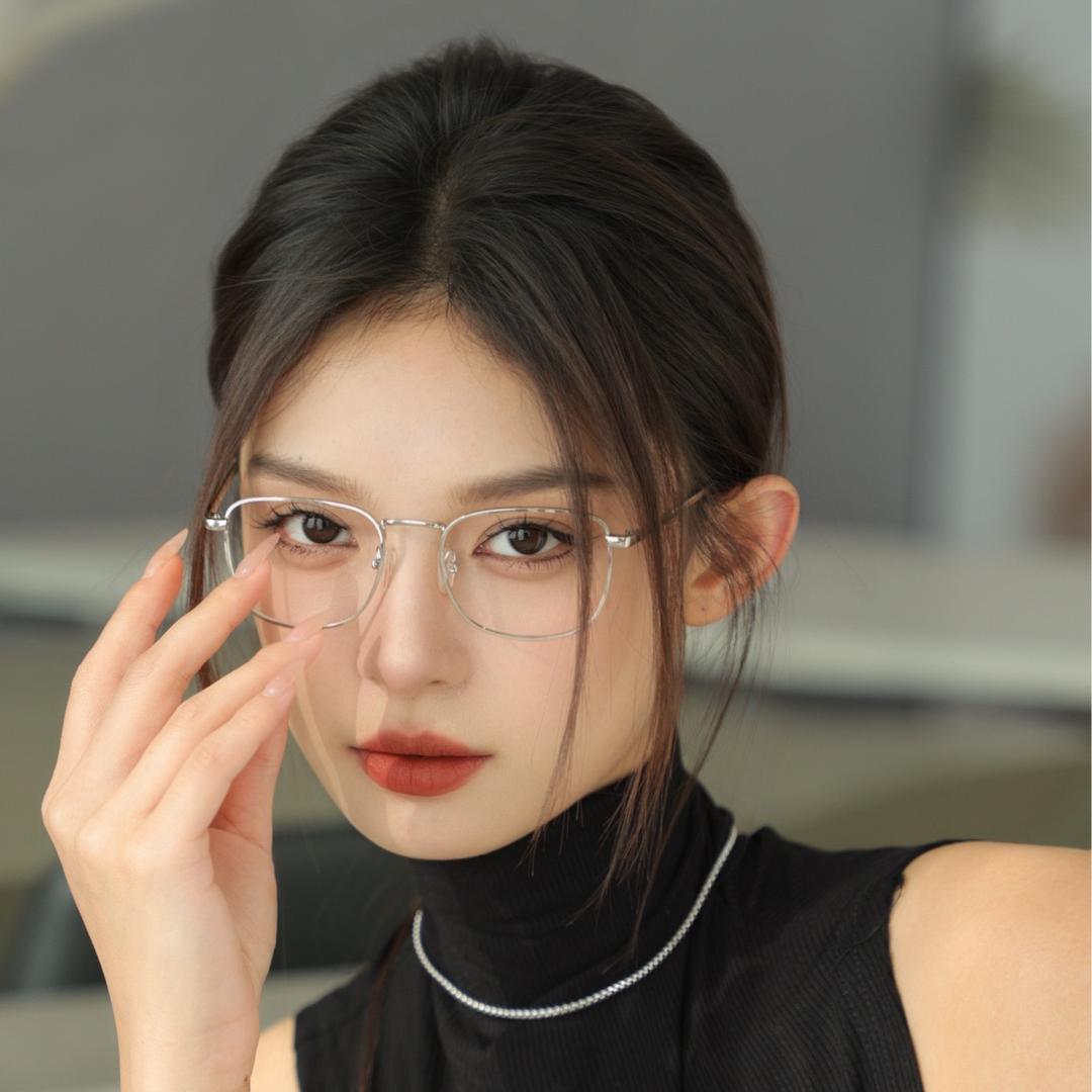 说车的小茜
