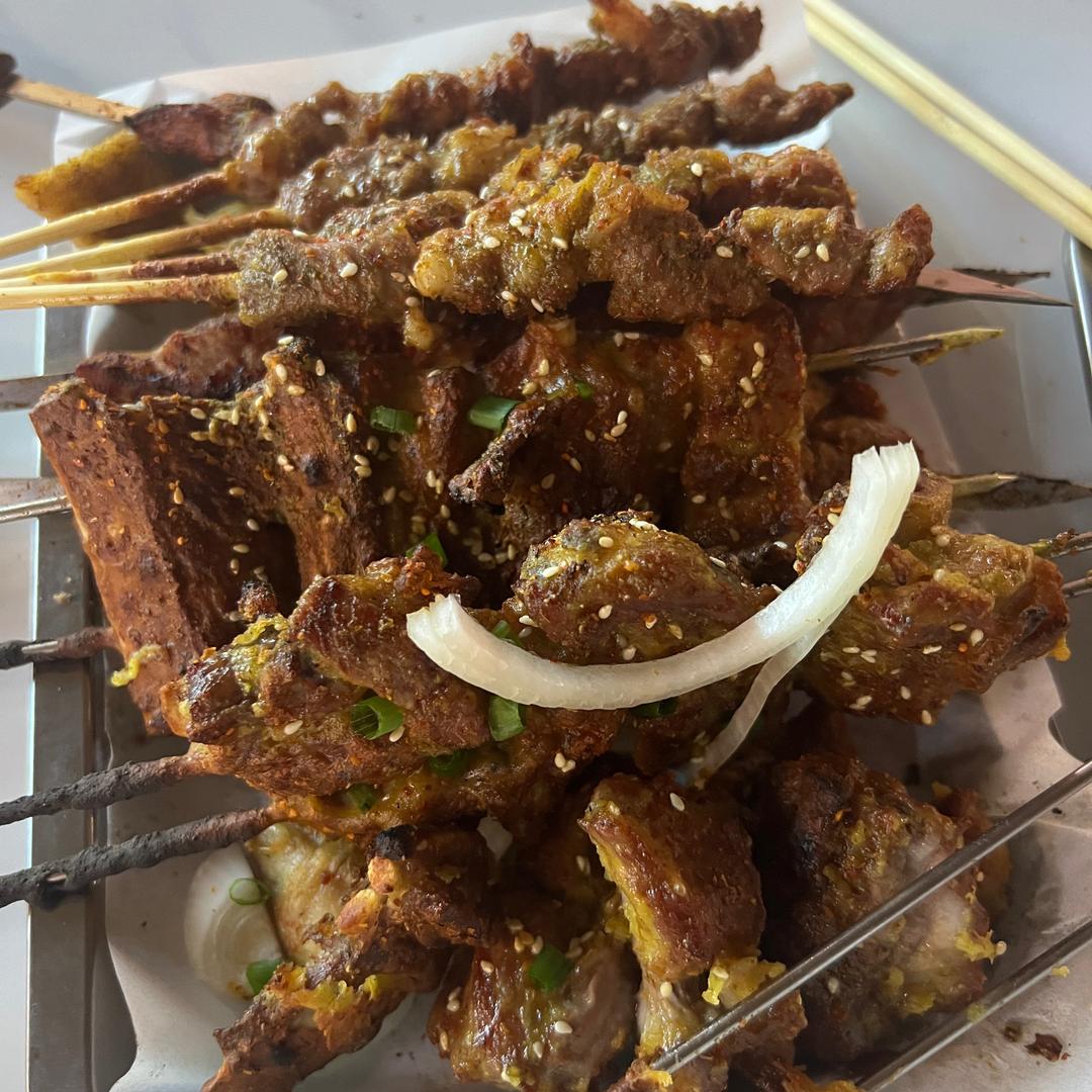羊肉串好好吃啊