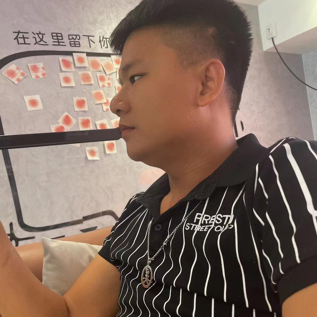 ☞吴百万☜五个娃的舅