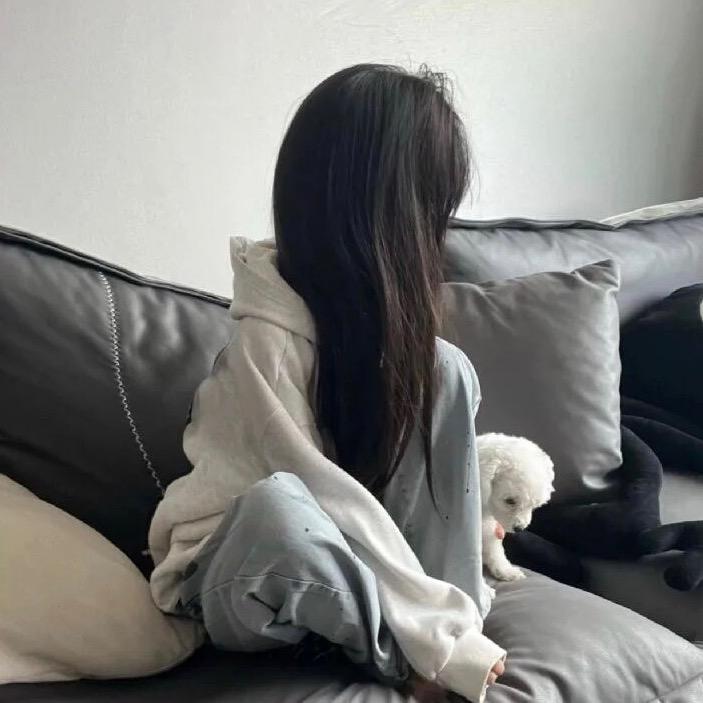 芝芝.^