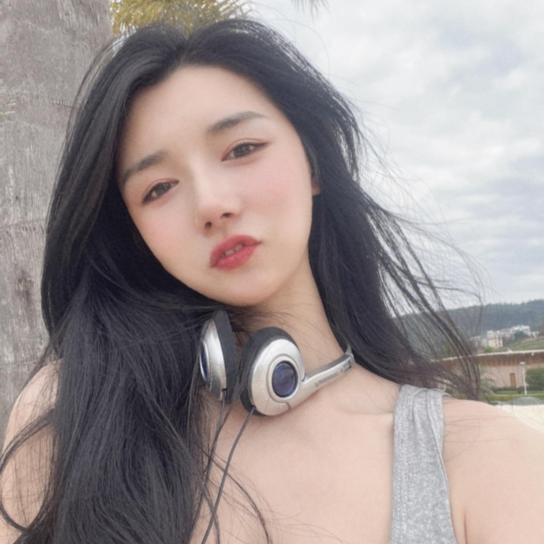 一只奶兔🐰