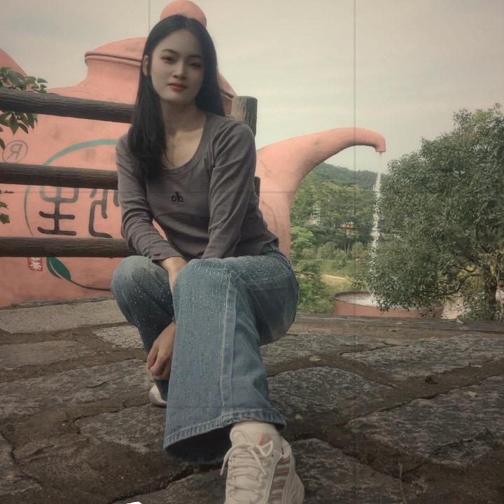 陈小姐姐🧍‍♀️