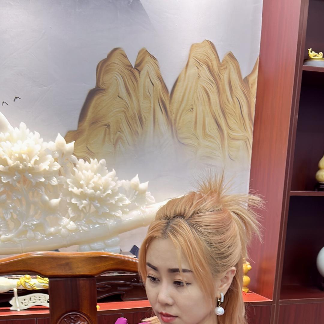 周青青文化传媒