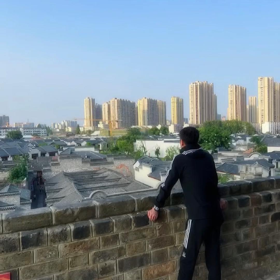 小诚