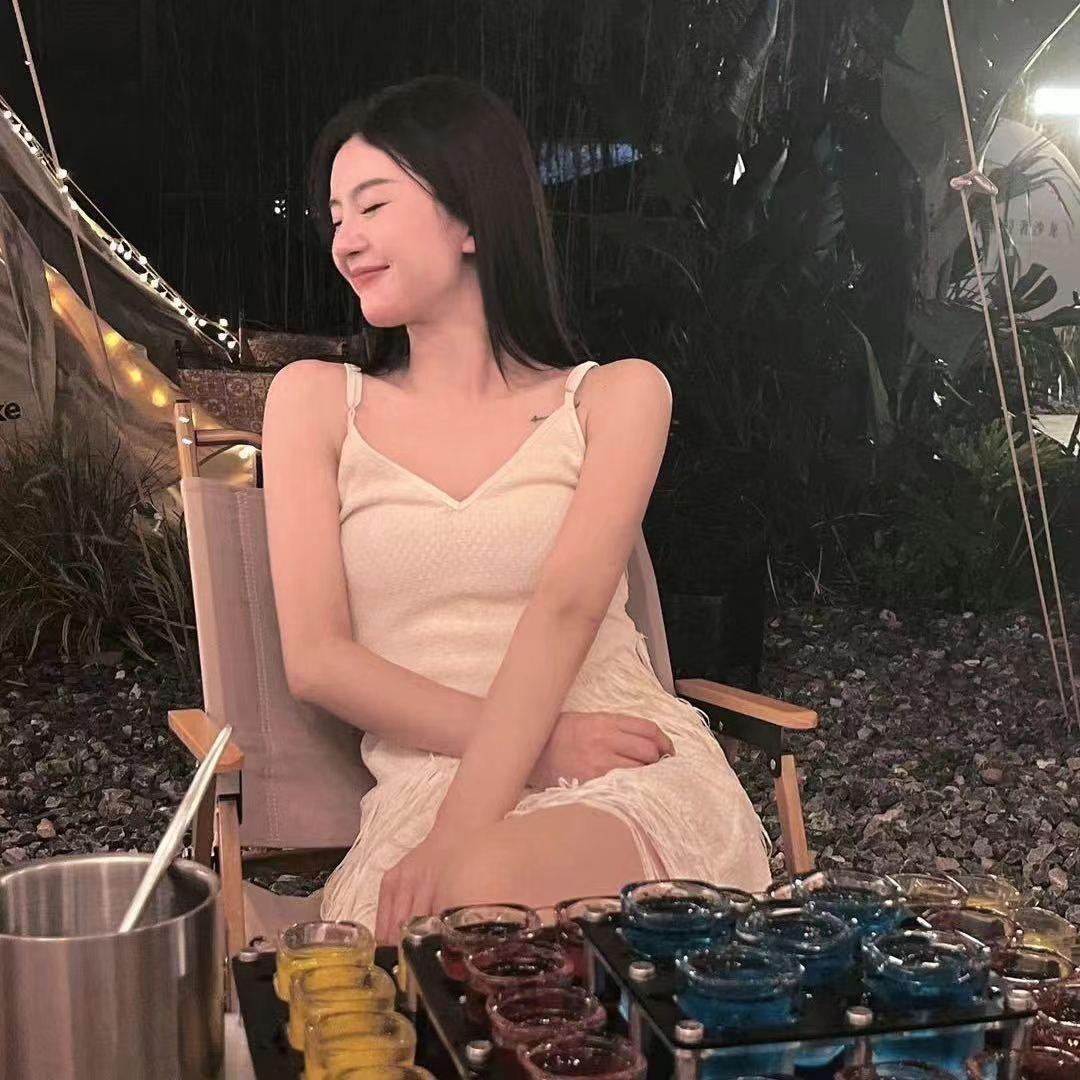 舞蹈老师CC