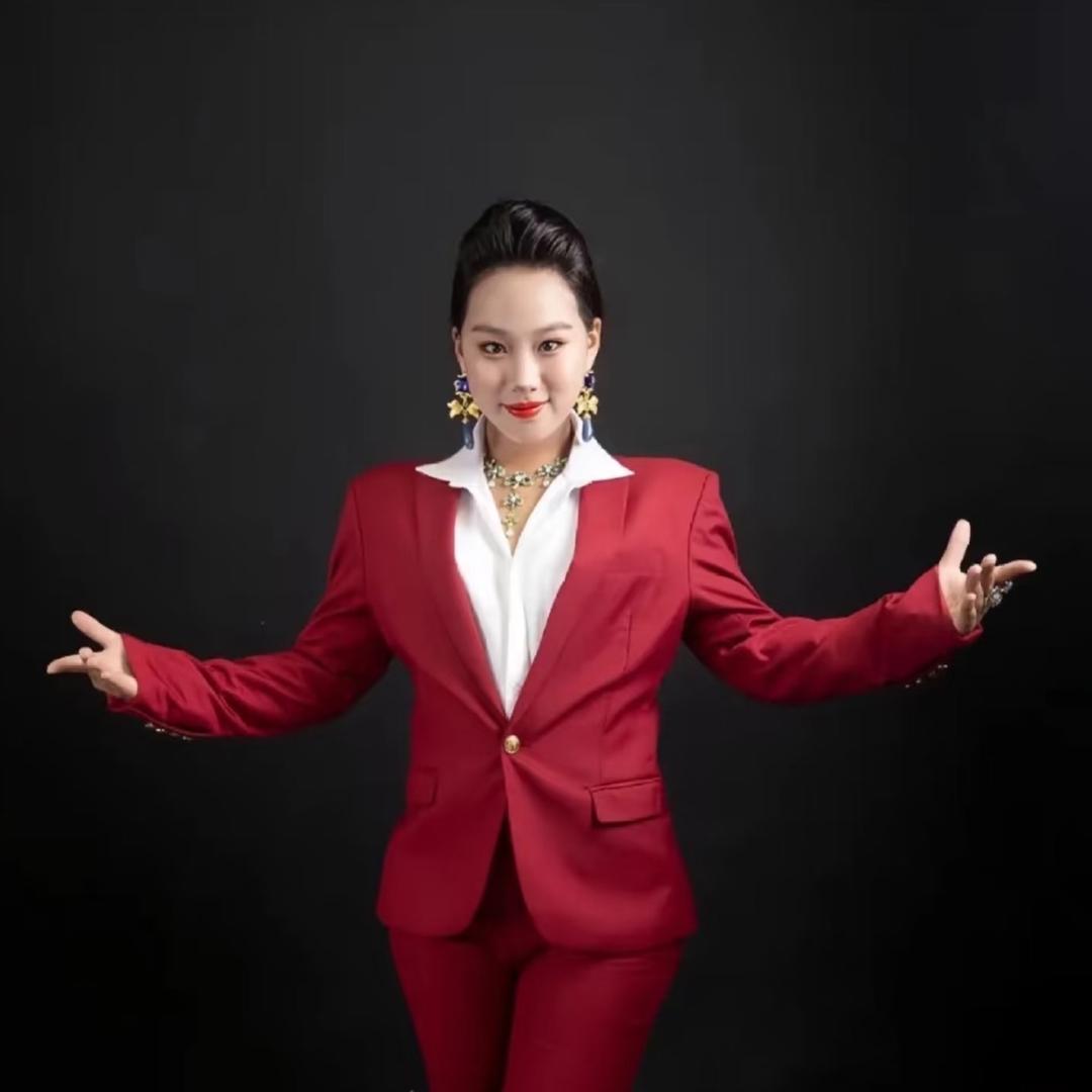 AAA建材城瓷砖李姐