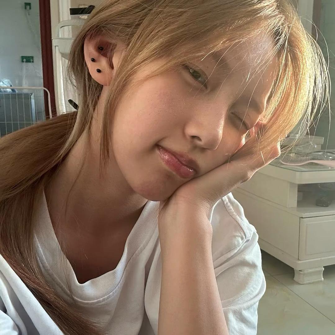 唉 yy.