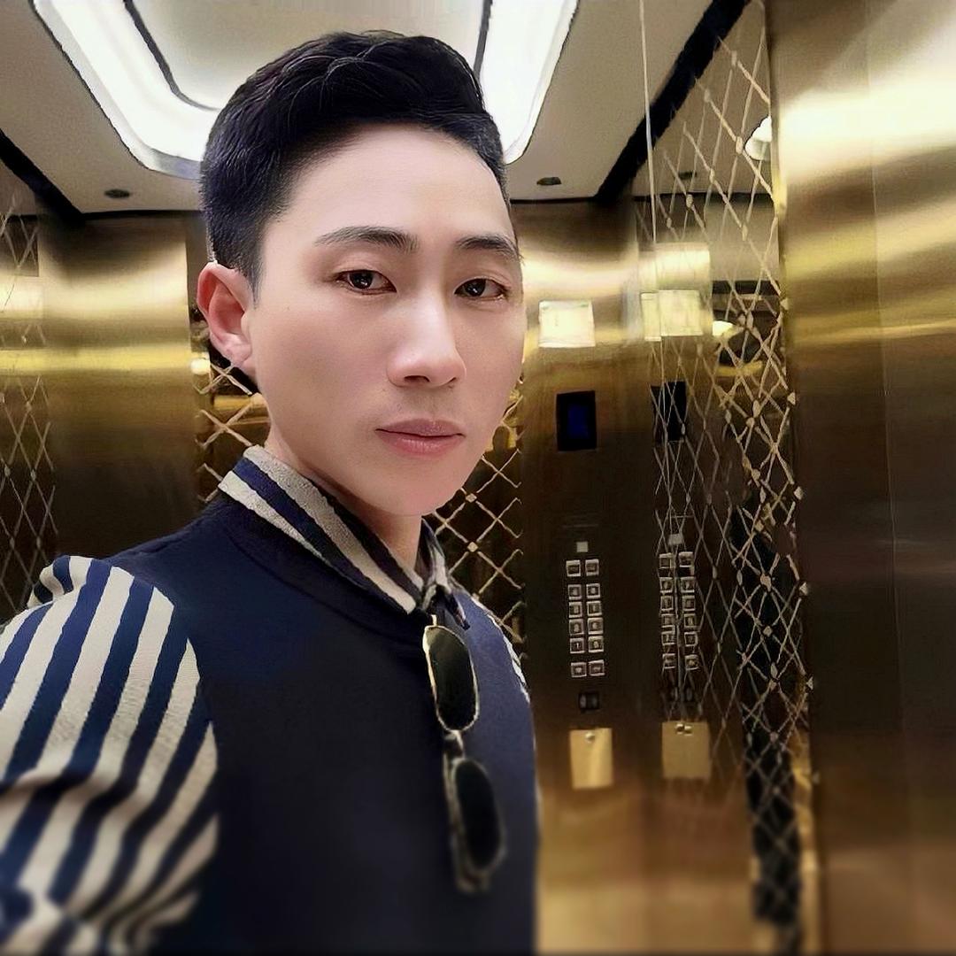 吴先生《佳欣饰品》