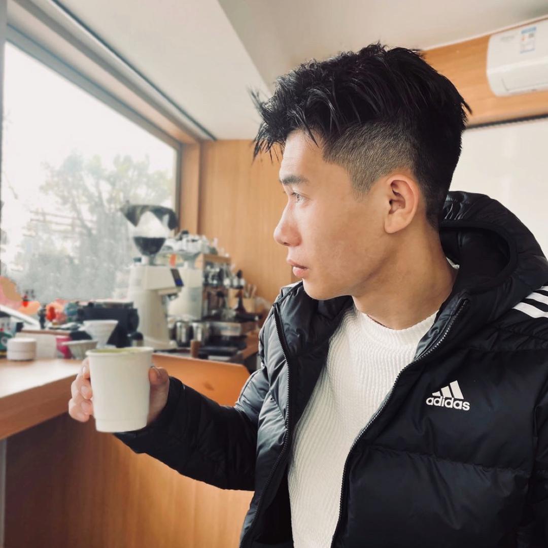 Ace的肱二头肌