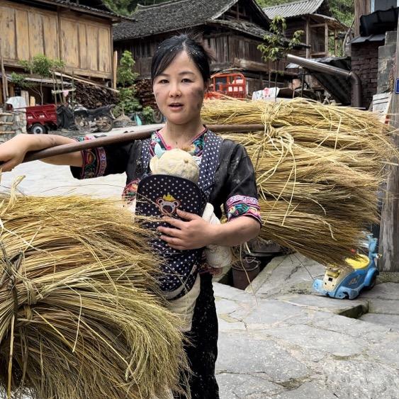 梁哥小婷的三婚生活