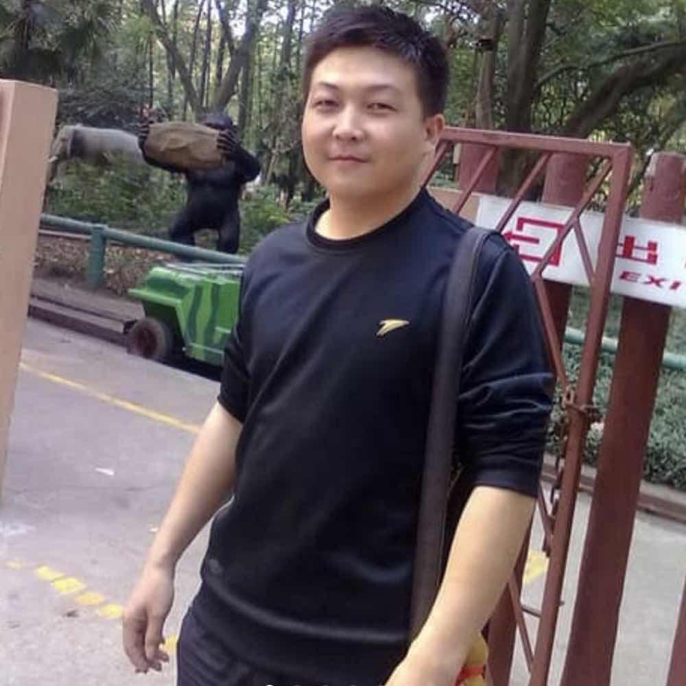红点涂料胡文华