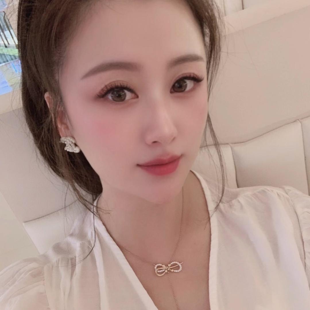 曲中周皮肤管理（民康路店）飞儿