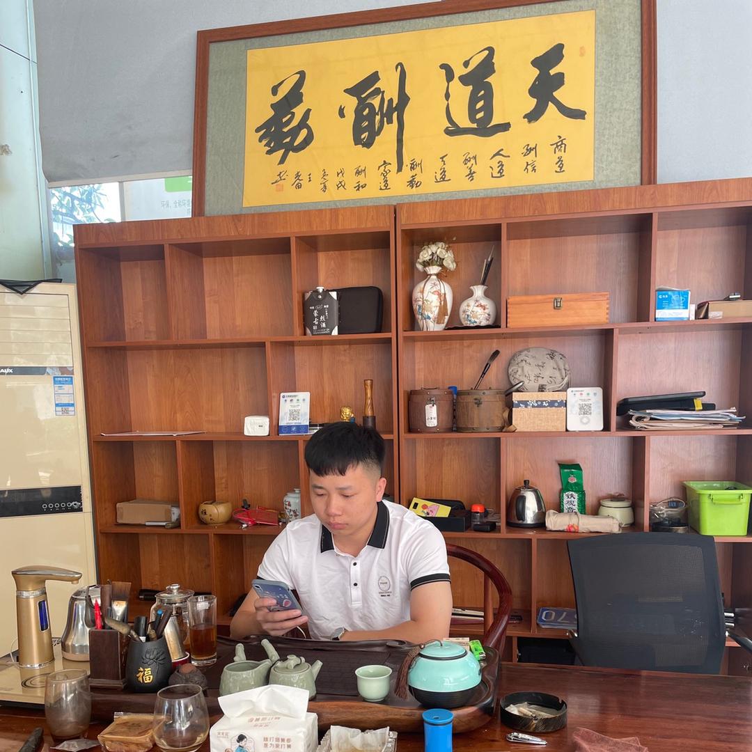 贵港蓝龙哥二手车