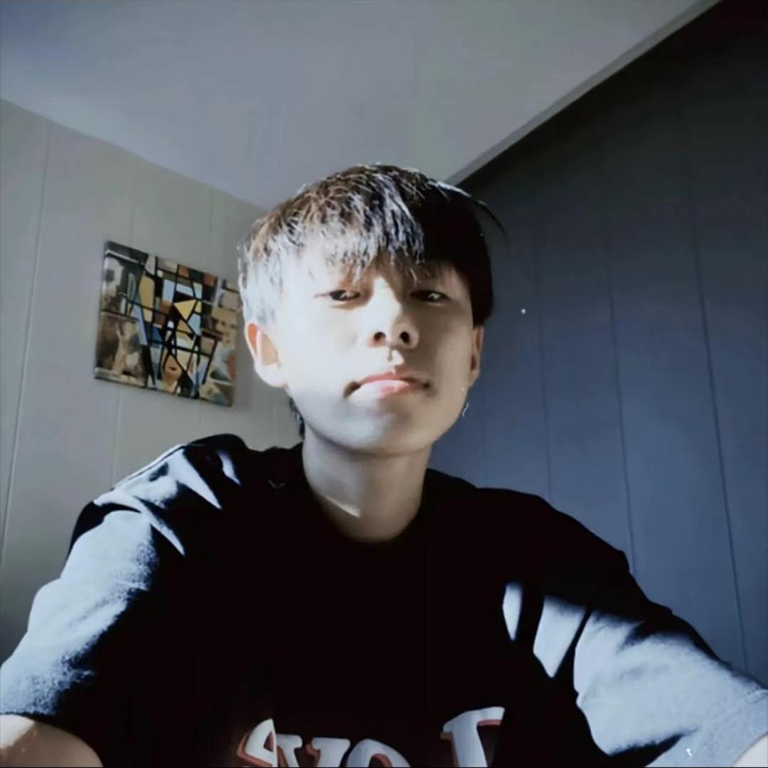 寒风中站立许久