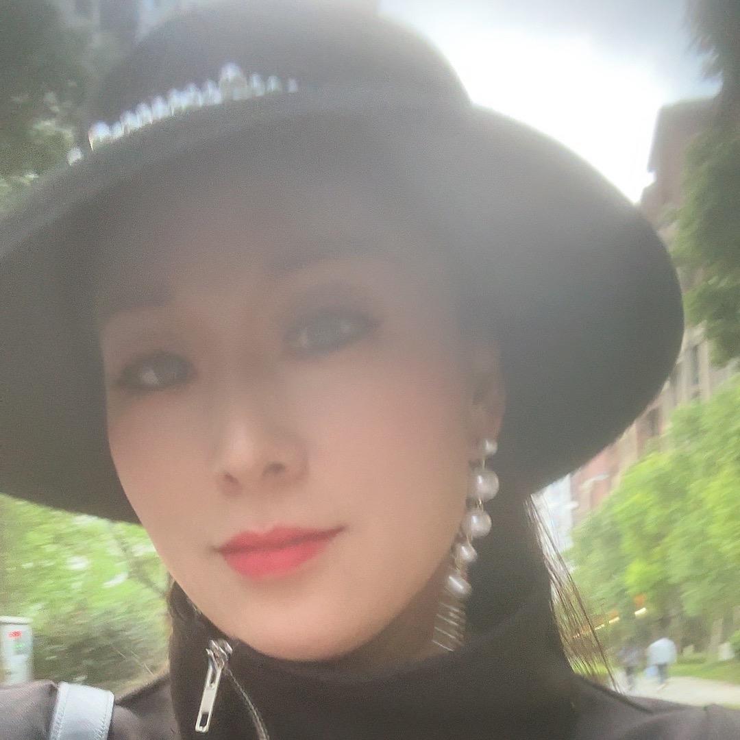 行路向暖—弘简艺