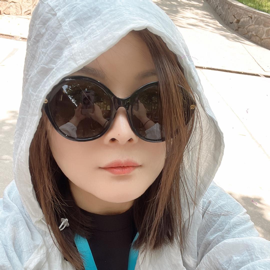 😘 佳、