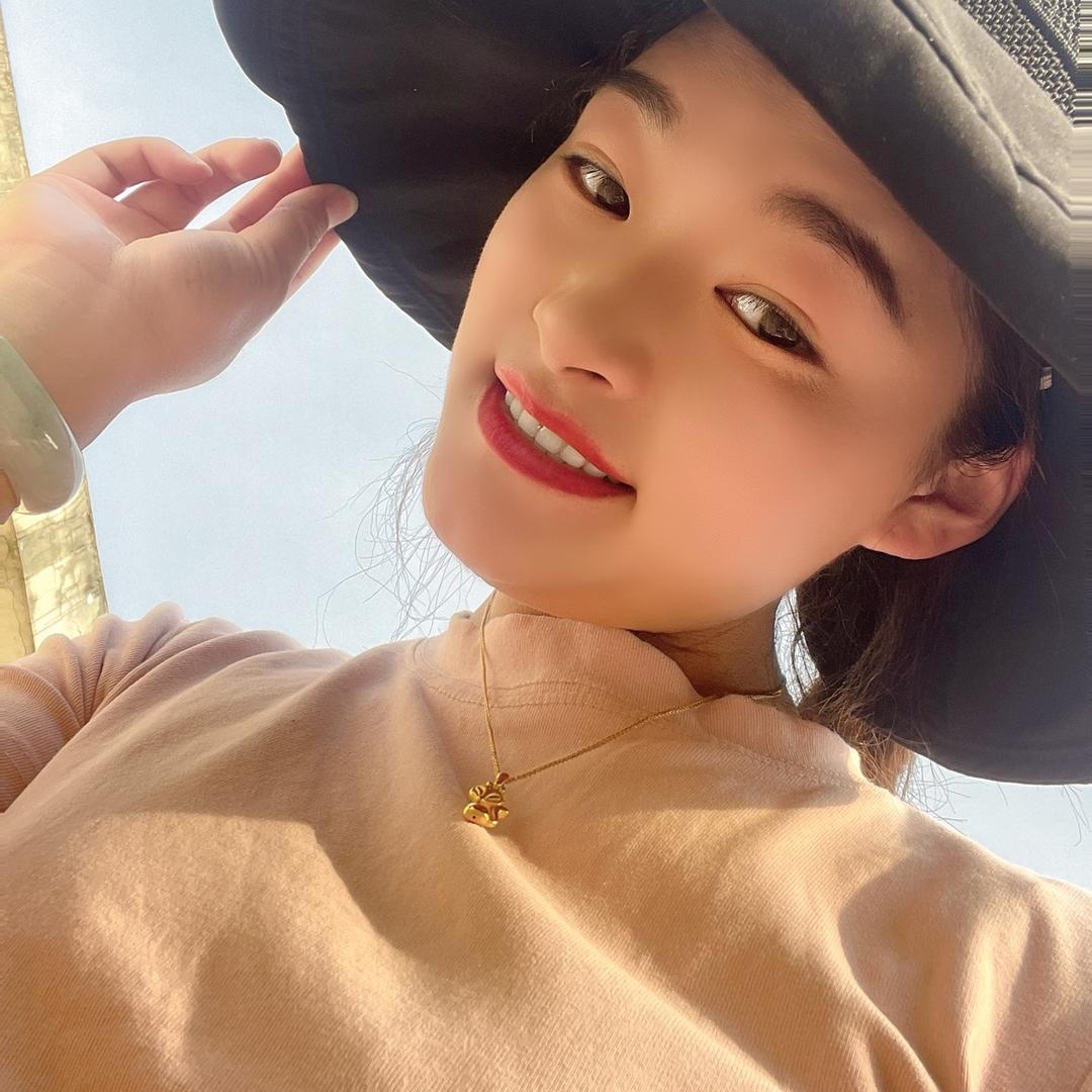 倘甸福禄桐–选依选女装