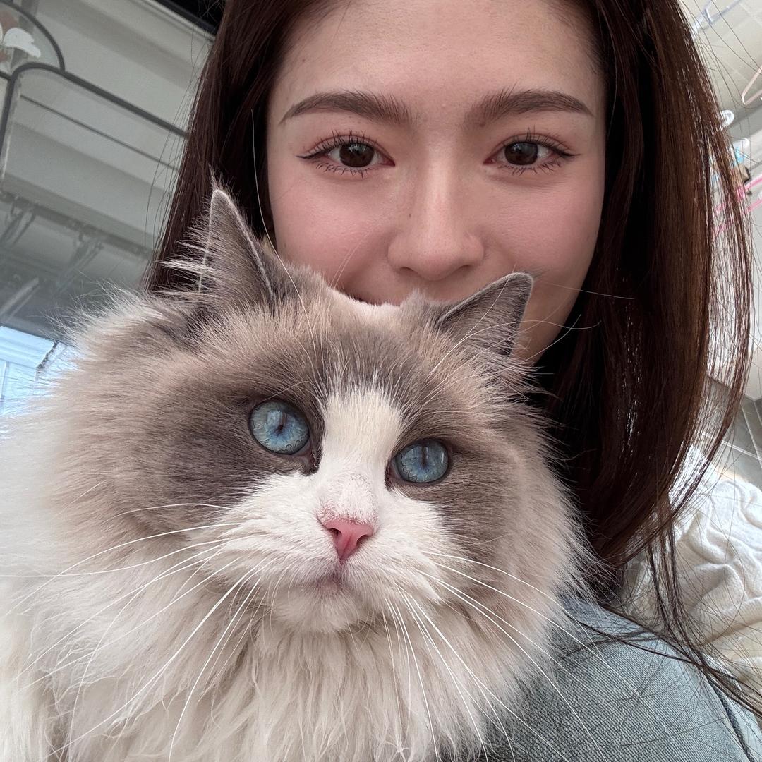 小怡来啦