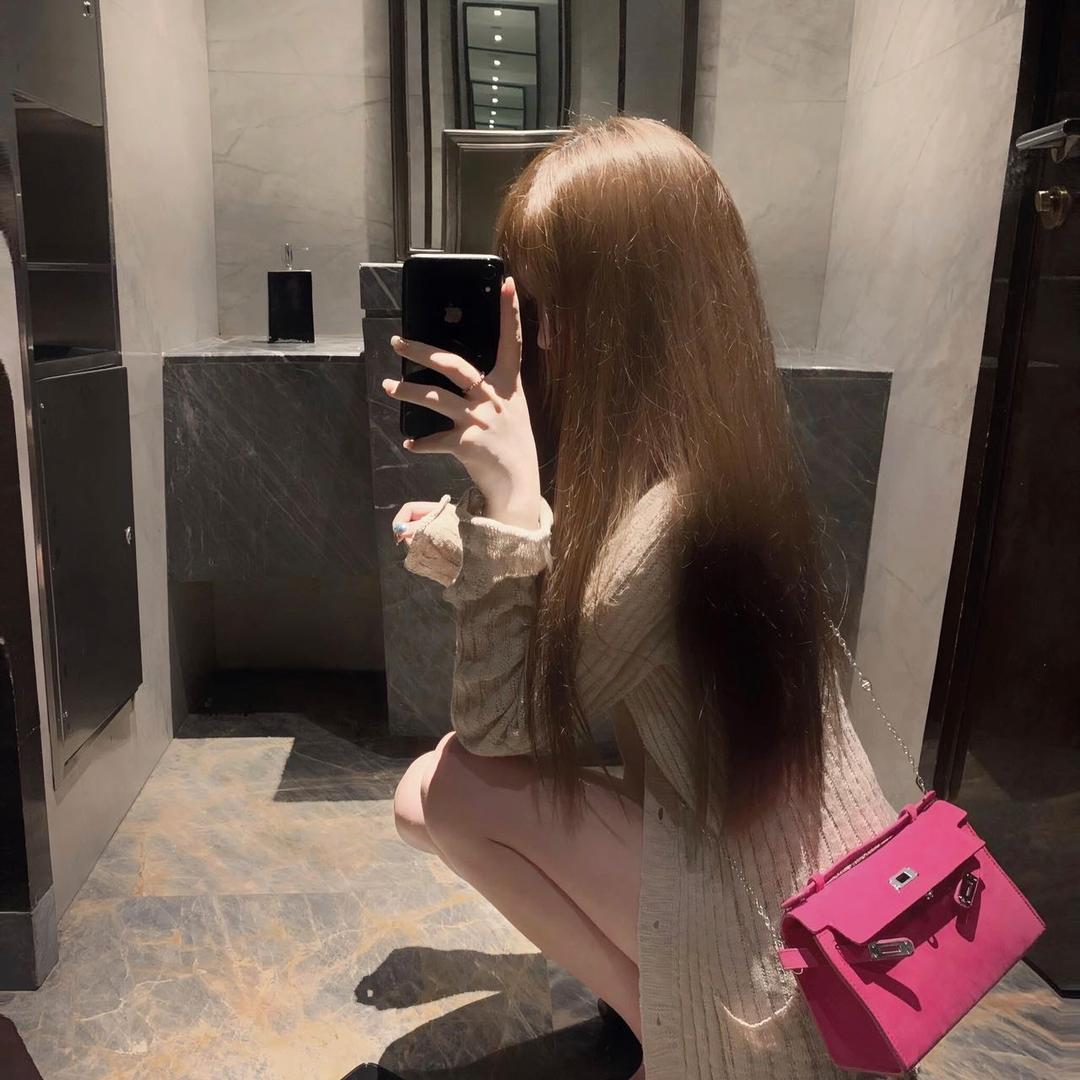 𝒀𝒊𝒀𝒊𝒃𝒂𝒃𝒚.