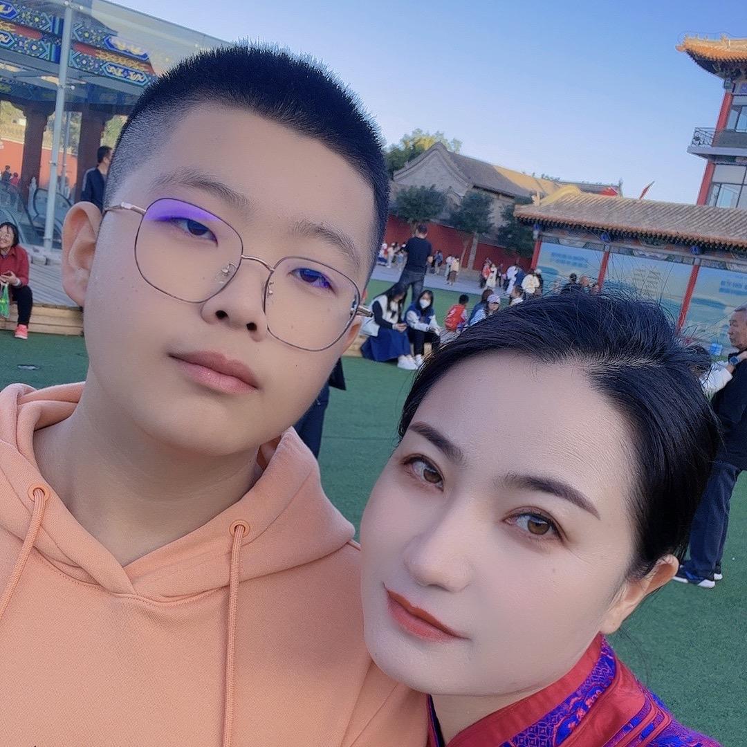 霞子记录生活(陪读中)