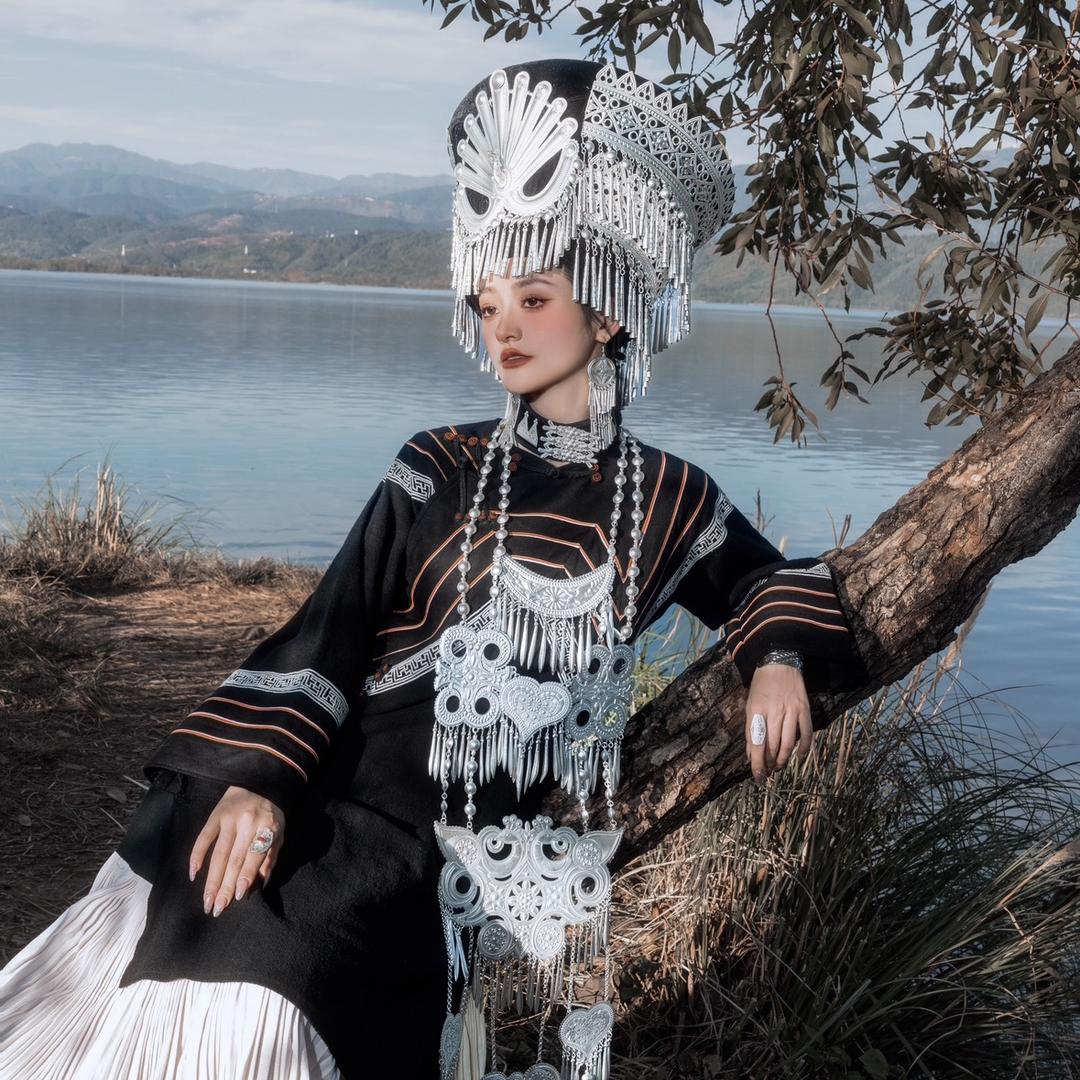 在西昌的化妆师菠萝🍍（找我看置顶视频✨