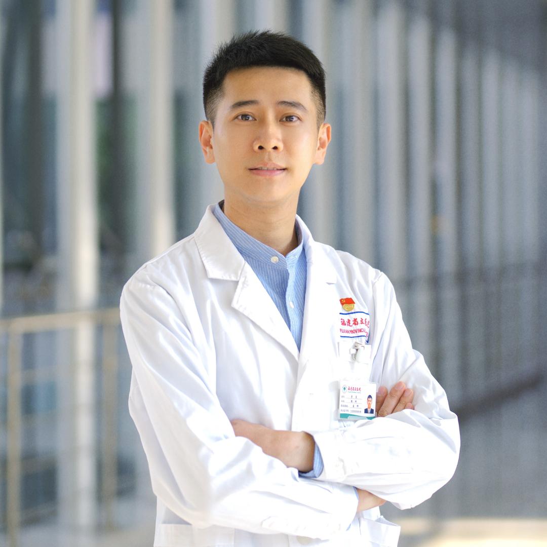 眼科李笠医生