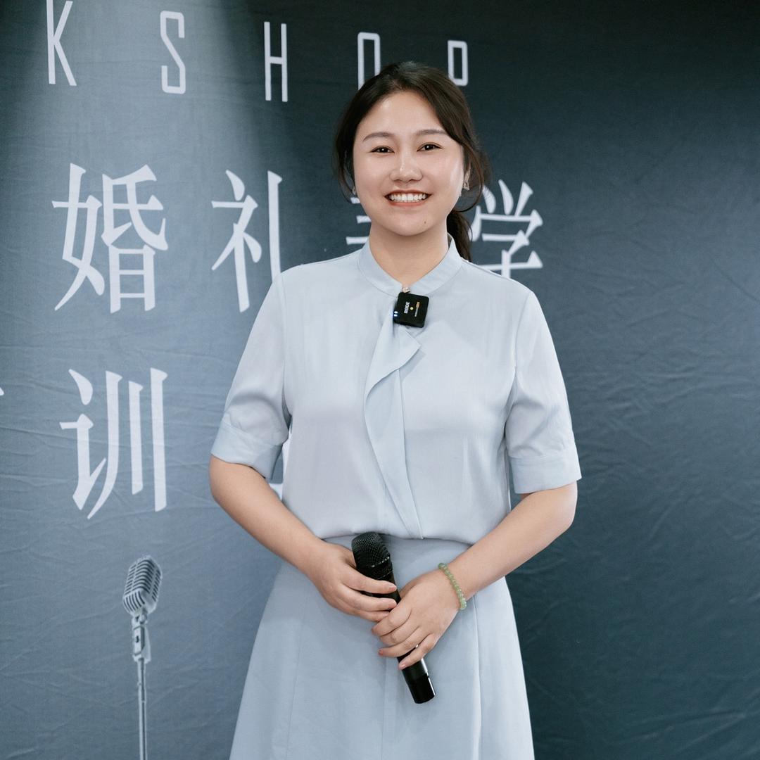 盘龙王希洋