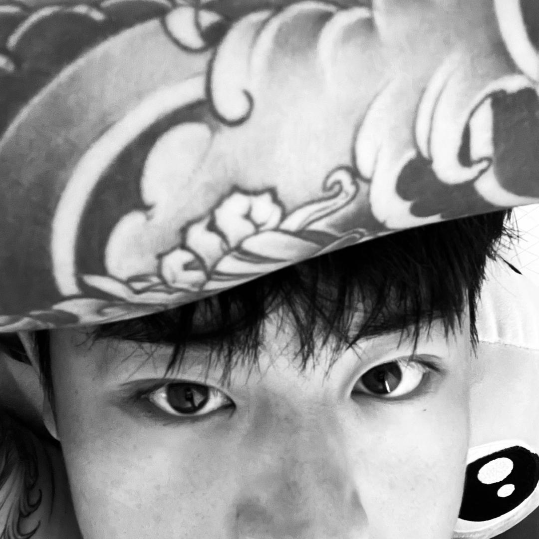 ·史迪仔在发呆