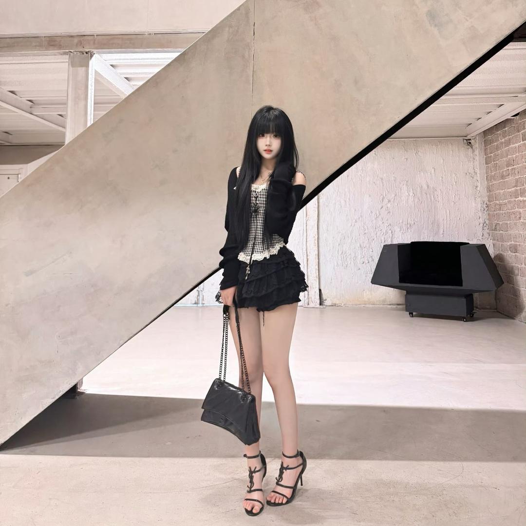 小西爱吃菜包