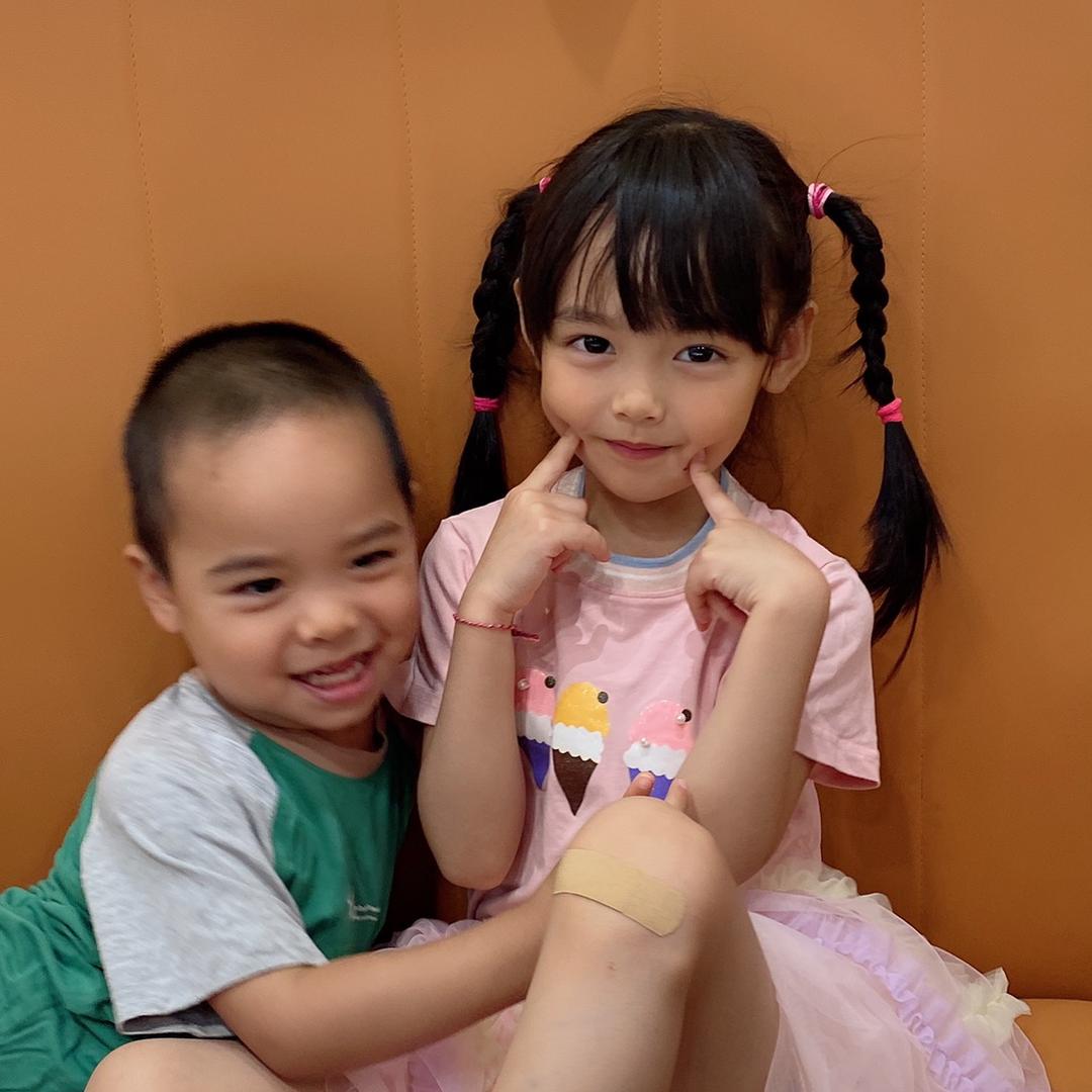 小魔女
