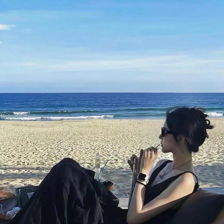 法国巴黎高定饰品