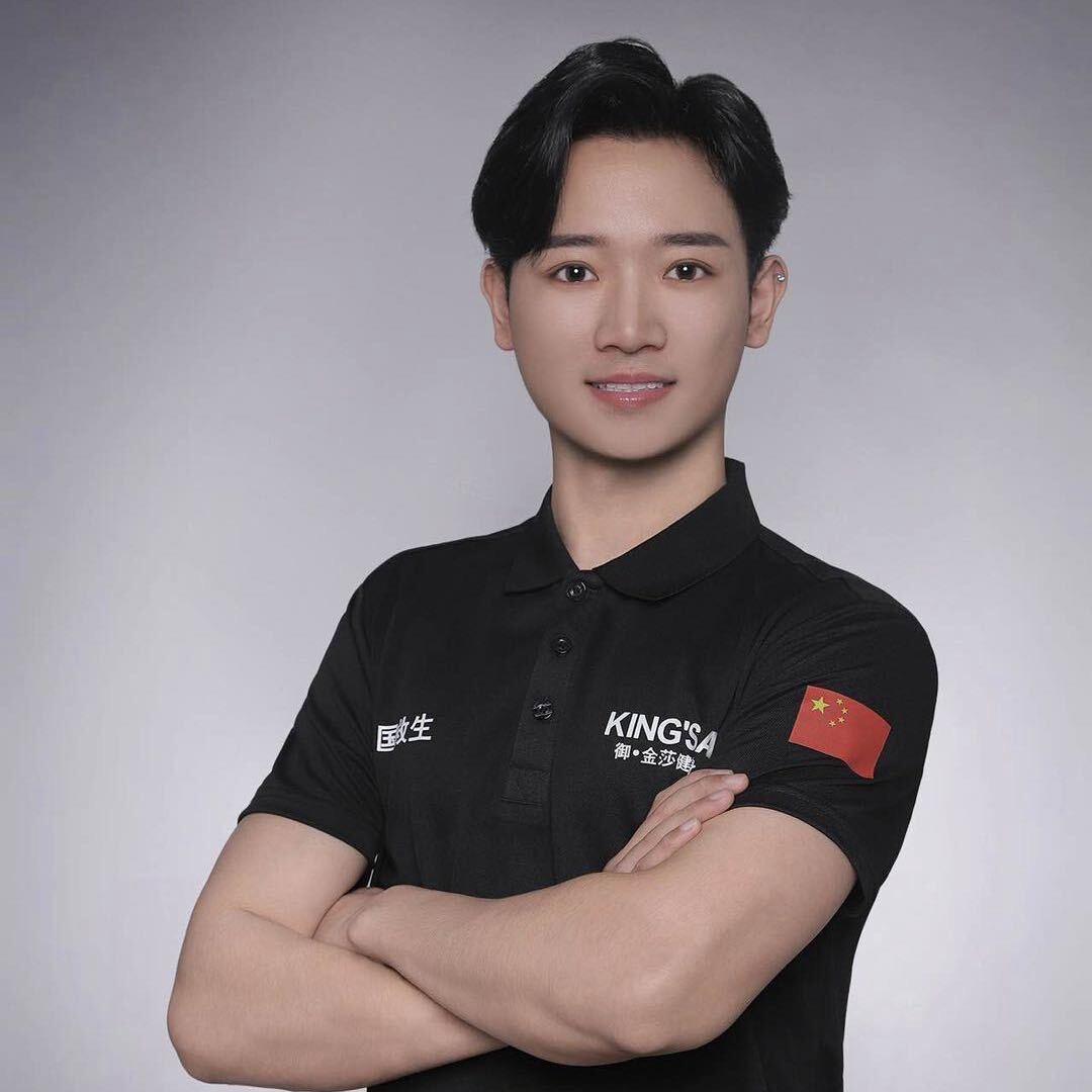 小新私人教练游泳健身