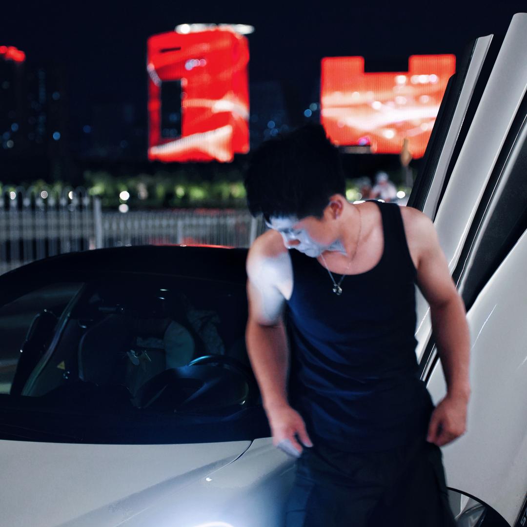 早安赵晨.