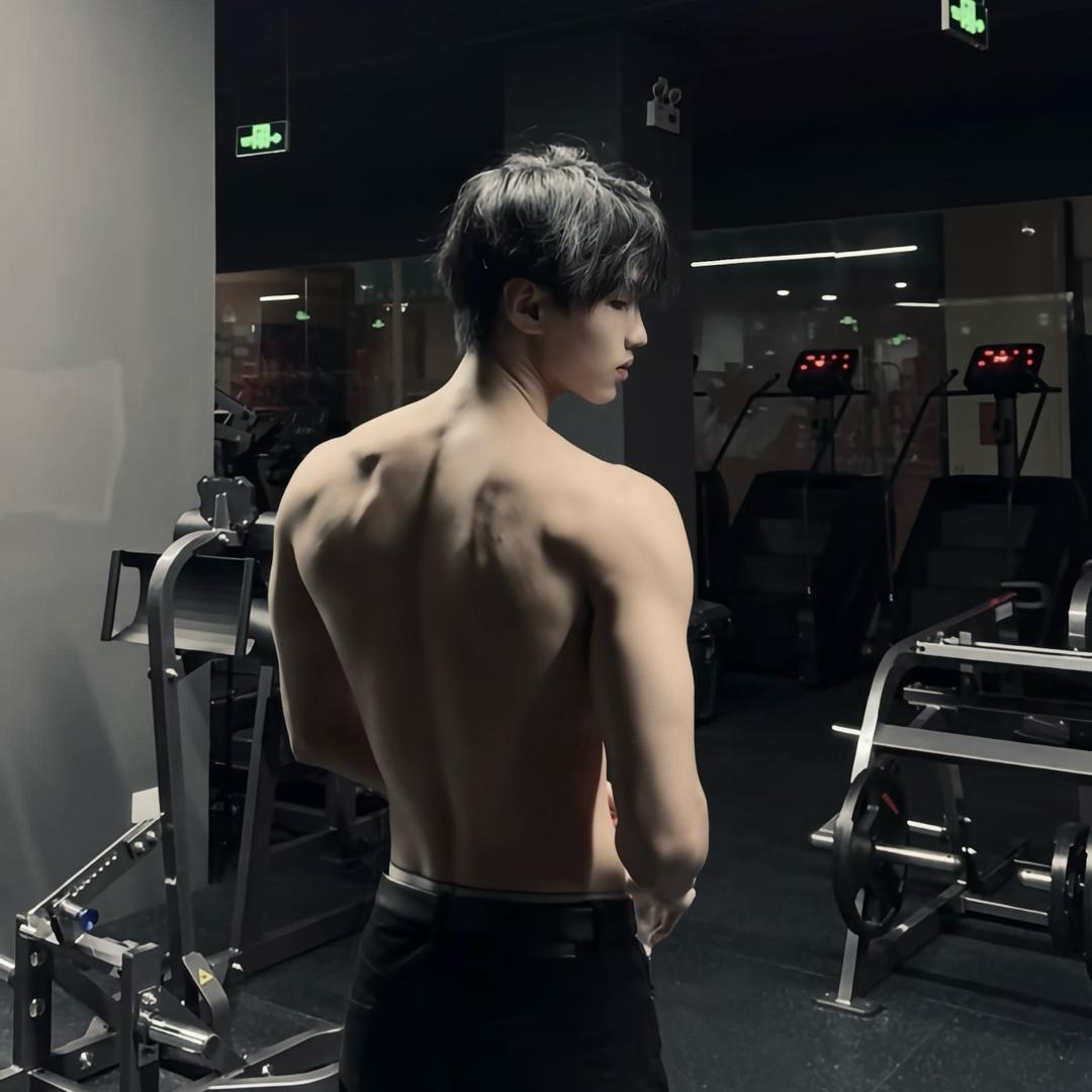 杨锦一