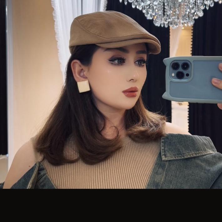 👀