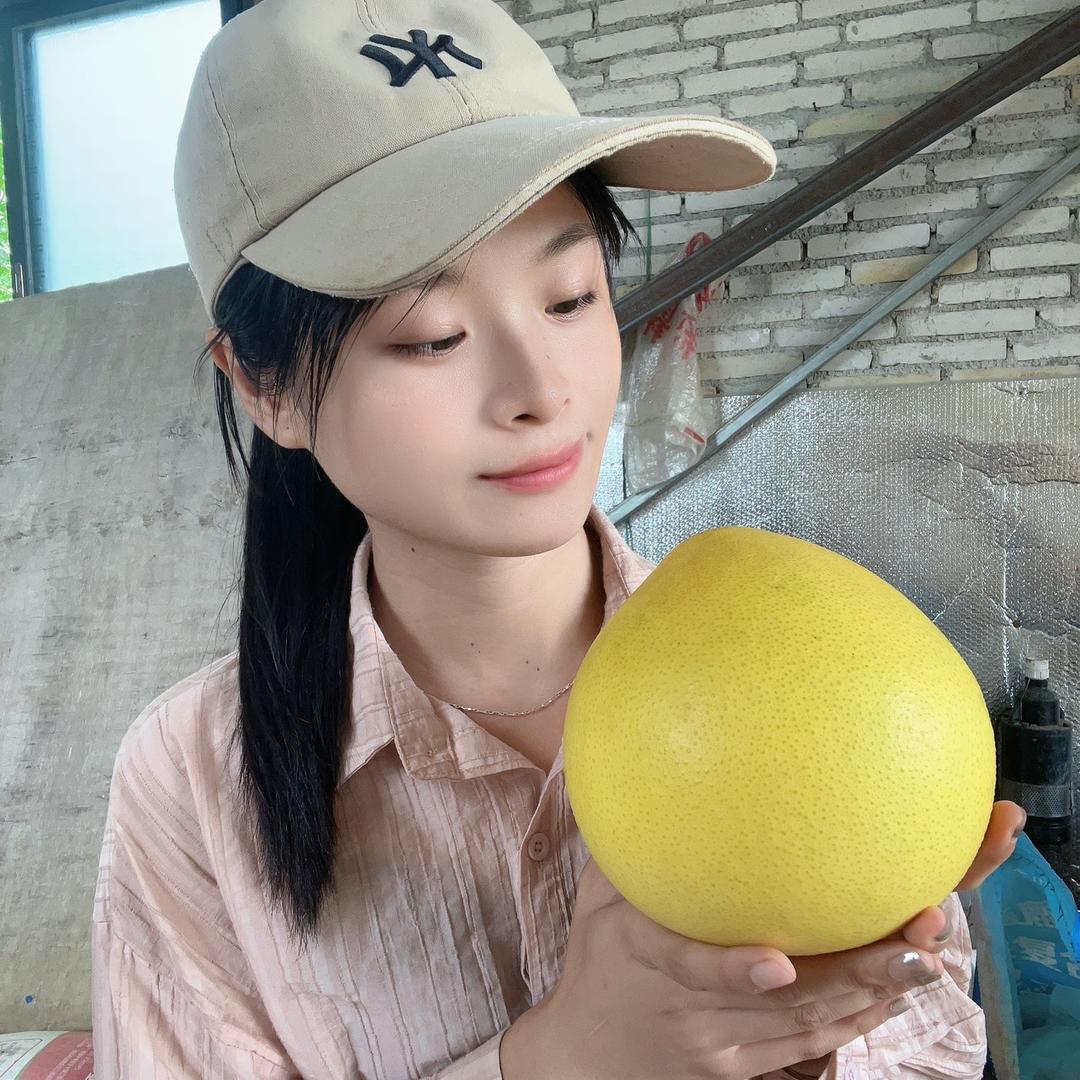 容县高飞燕水果店