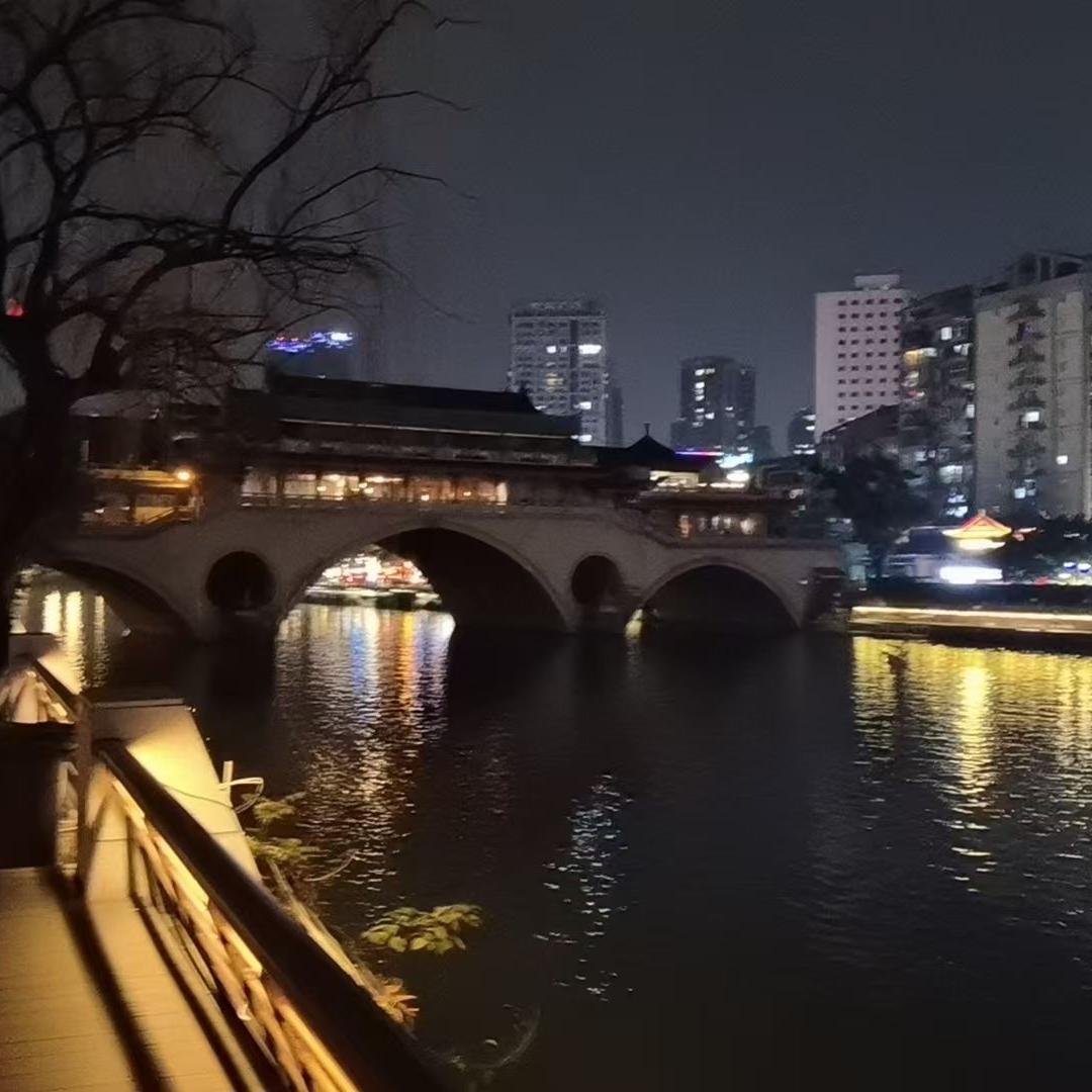 正经市民
