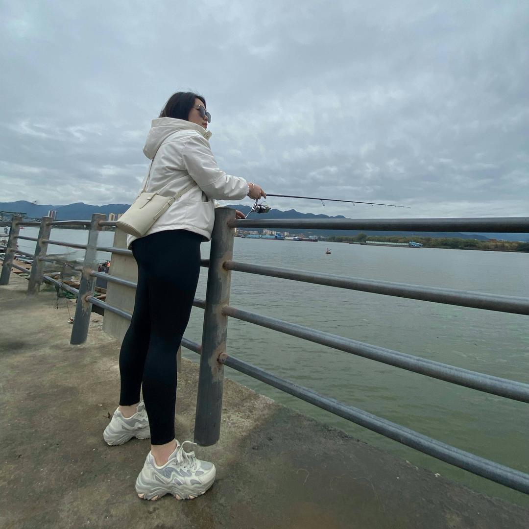 一 一小公舉