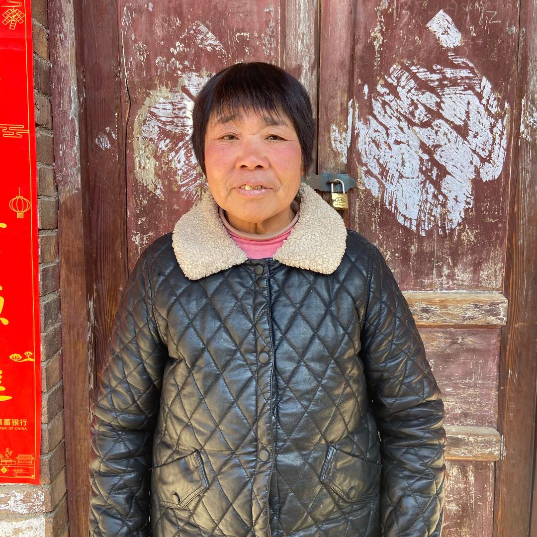 紫裙婆婆
