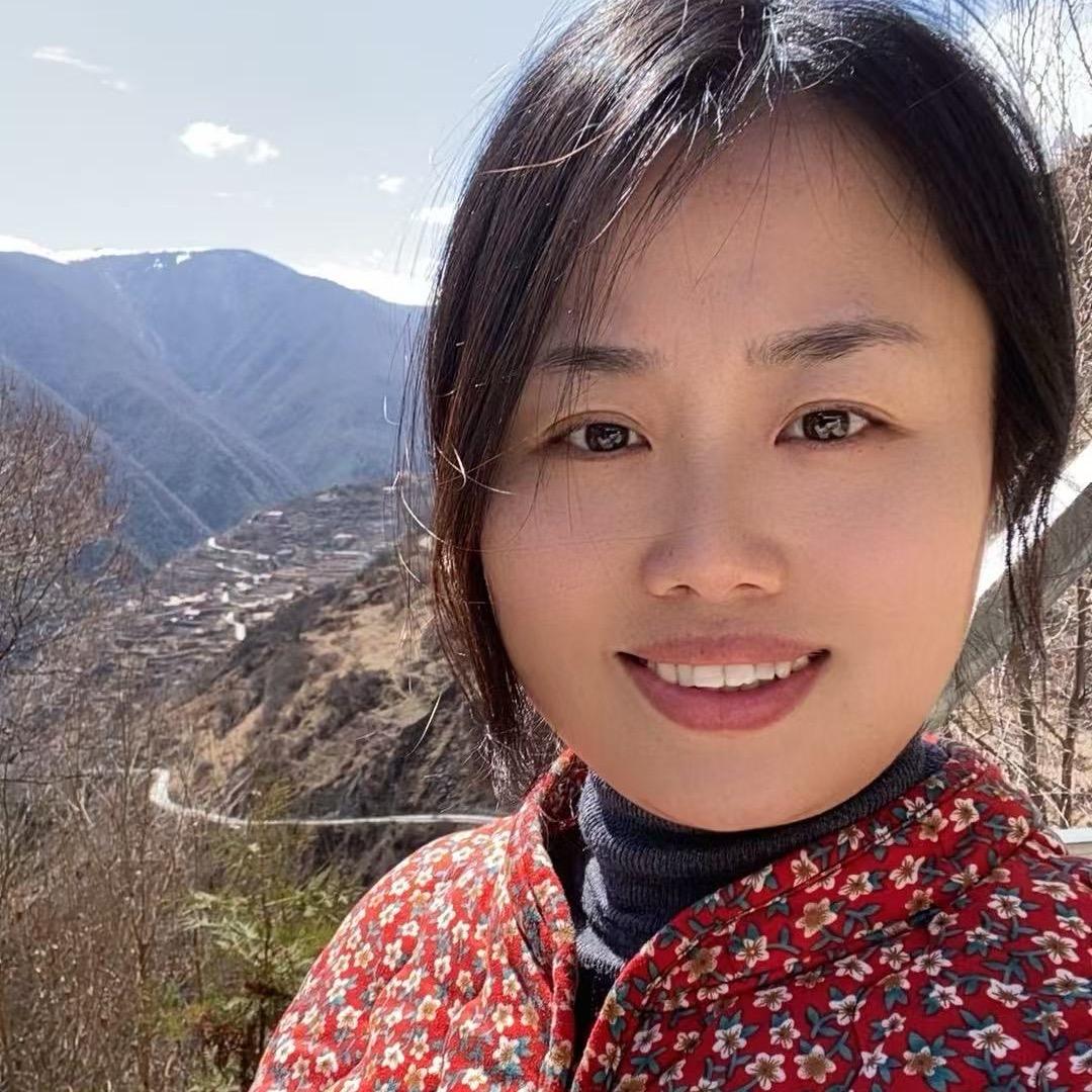 阿莉大山生活
