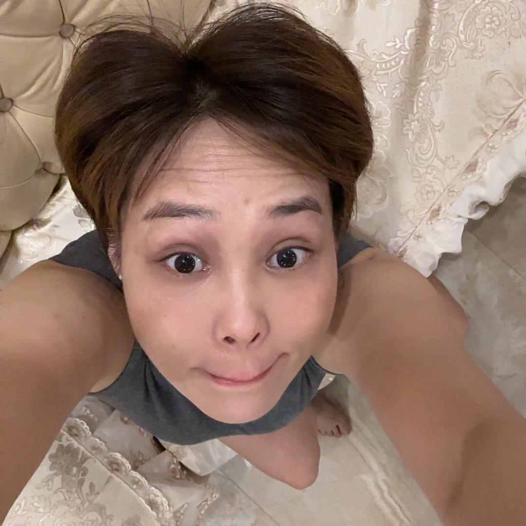 飞飞姐