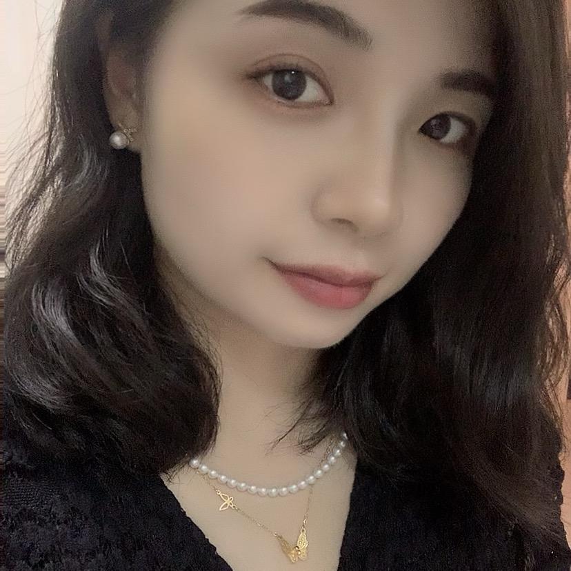 Uni uni 珠宝服装集合店