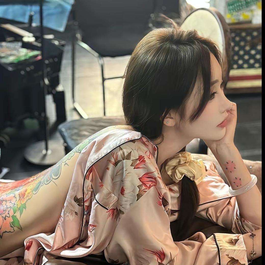 小毛🐱.