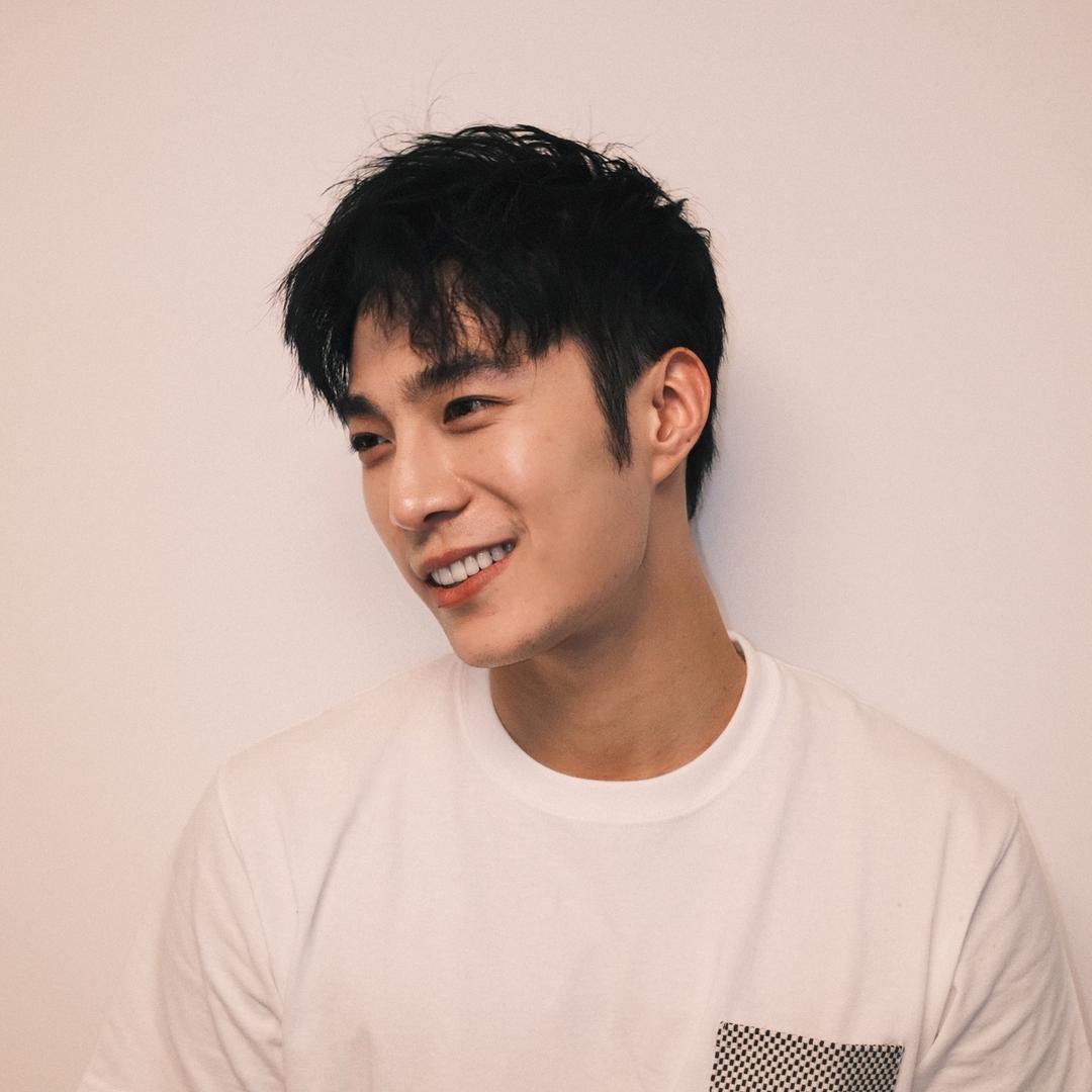 章明伯