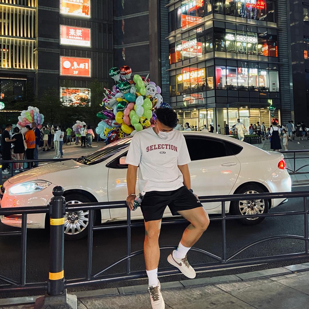 大学生在武汉盘建渣