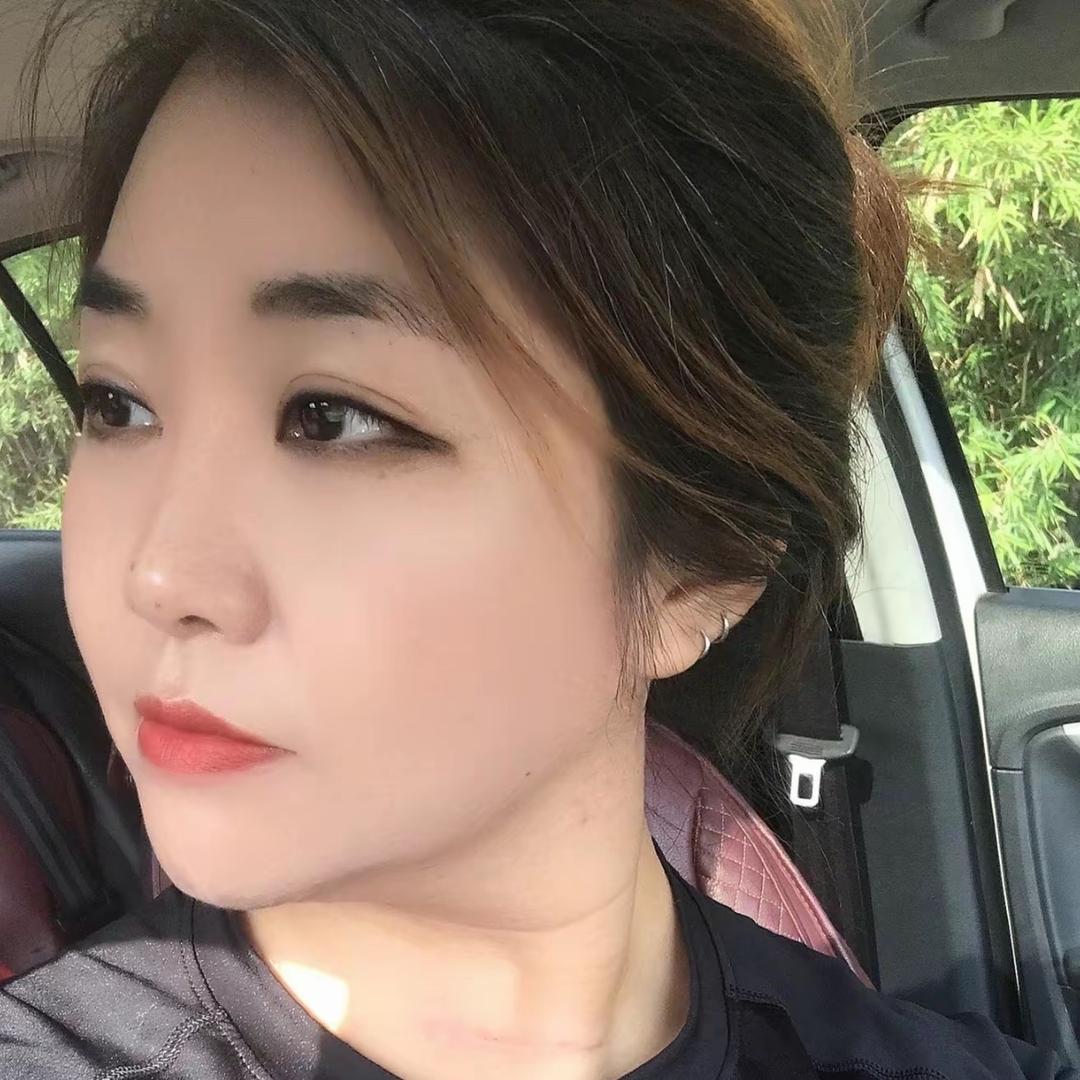 李家大小姐snow